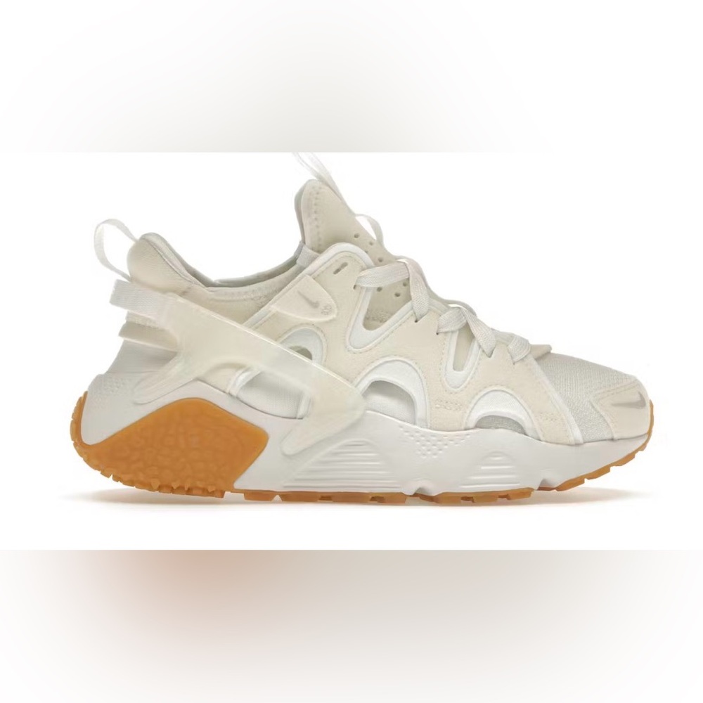 Nike Air Huarache Craft
Summit White Gum (Women's)